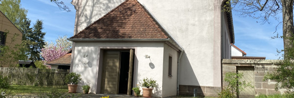 Christuskirche Allersberg von vorne