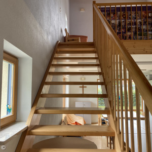 Treppe zur Empore 